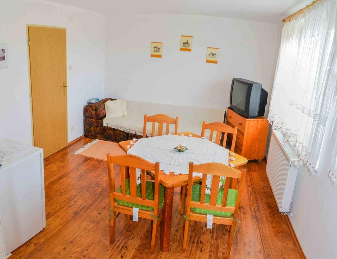 Penzion Gardos Kežmarok Exterior foto
